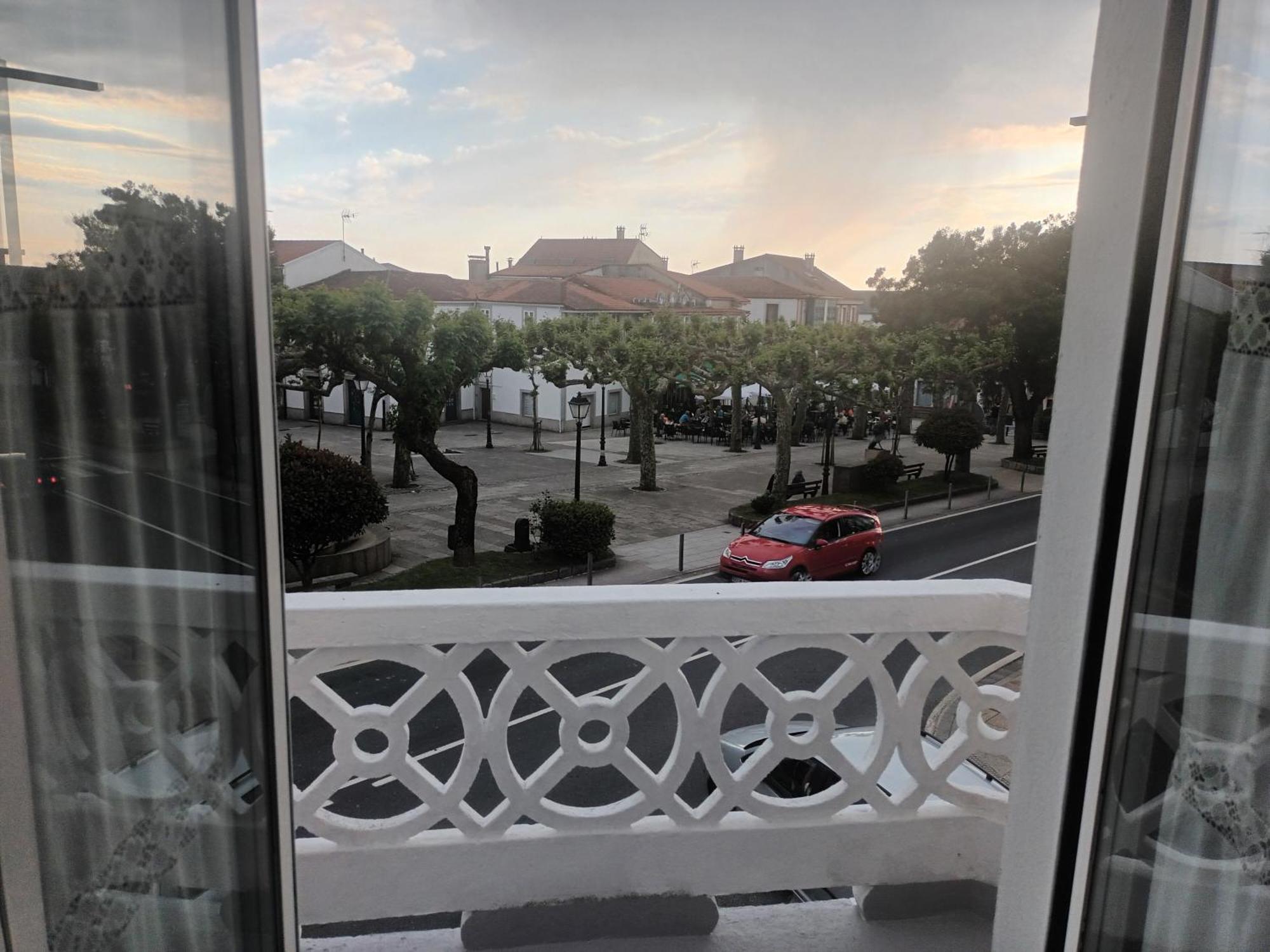 Apartamento Cafe Teatro Arzua Ngoại thất bức ảnh